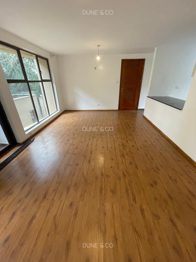 2 Bed Apartment with En Suite in Riverside - 4