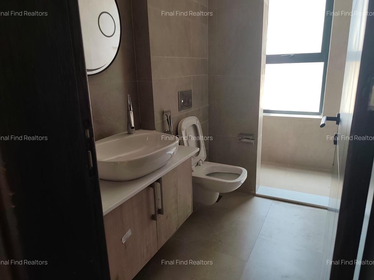 4 Bed Townhouse with En Suite in Taita-Taveta - 5