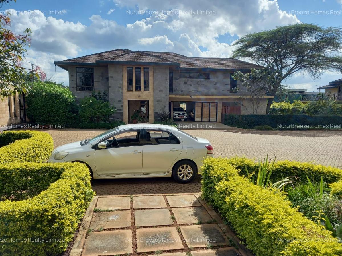 4 Bed Townhouse with En Suite in Runda - 1