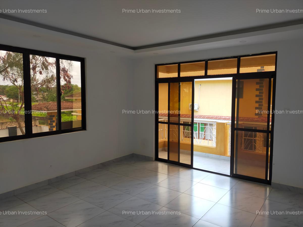 4 Bed Townhouse with En Suite in Vipingo - 6