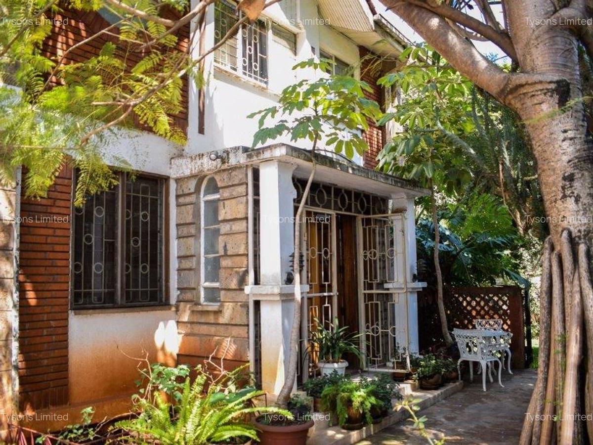 5 Bed House in Kilimani - 1