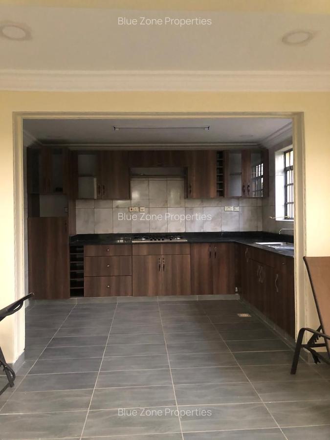 3 Bed Townhouse with En Suite at Off Glory Rd - 11