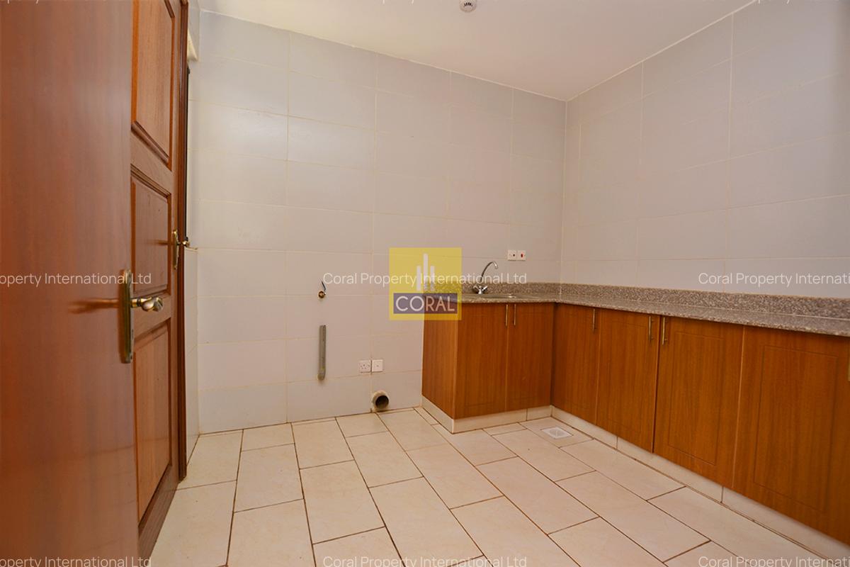 4 Bed House with Swimming Pool in Runda - 7