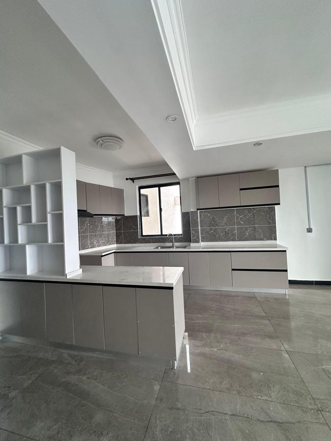 3 Bed Apartment with En Suite in Lavington - 3