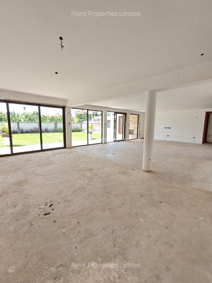 5 Bed Villa with En Suite in Karen - 6