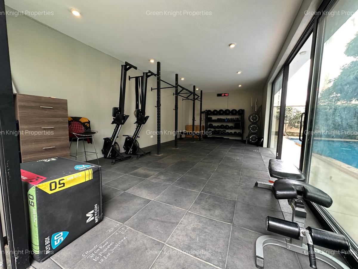 Serviced 2 Bed Apartment with En Suite in Lavington - 18