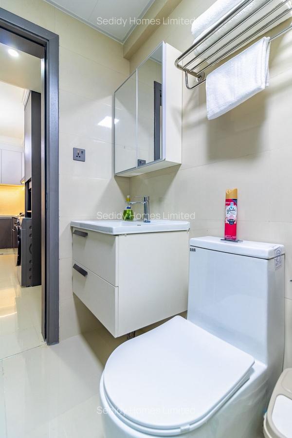 Serviced 1 Bed Apartment with En Suite in Westlands Area - 14
