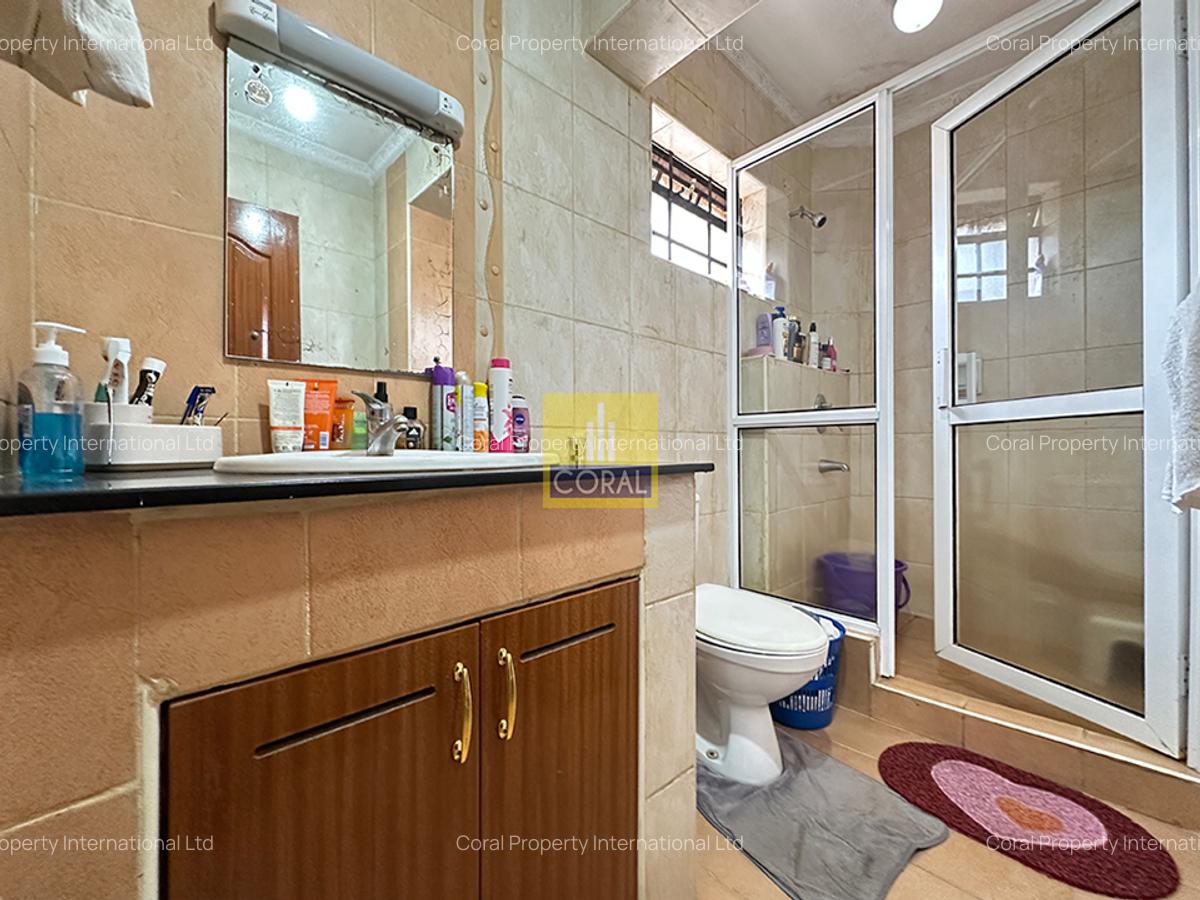 3 Bed Apartment in Parklands - 14