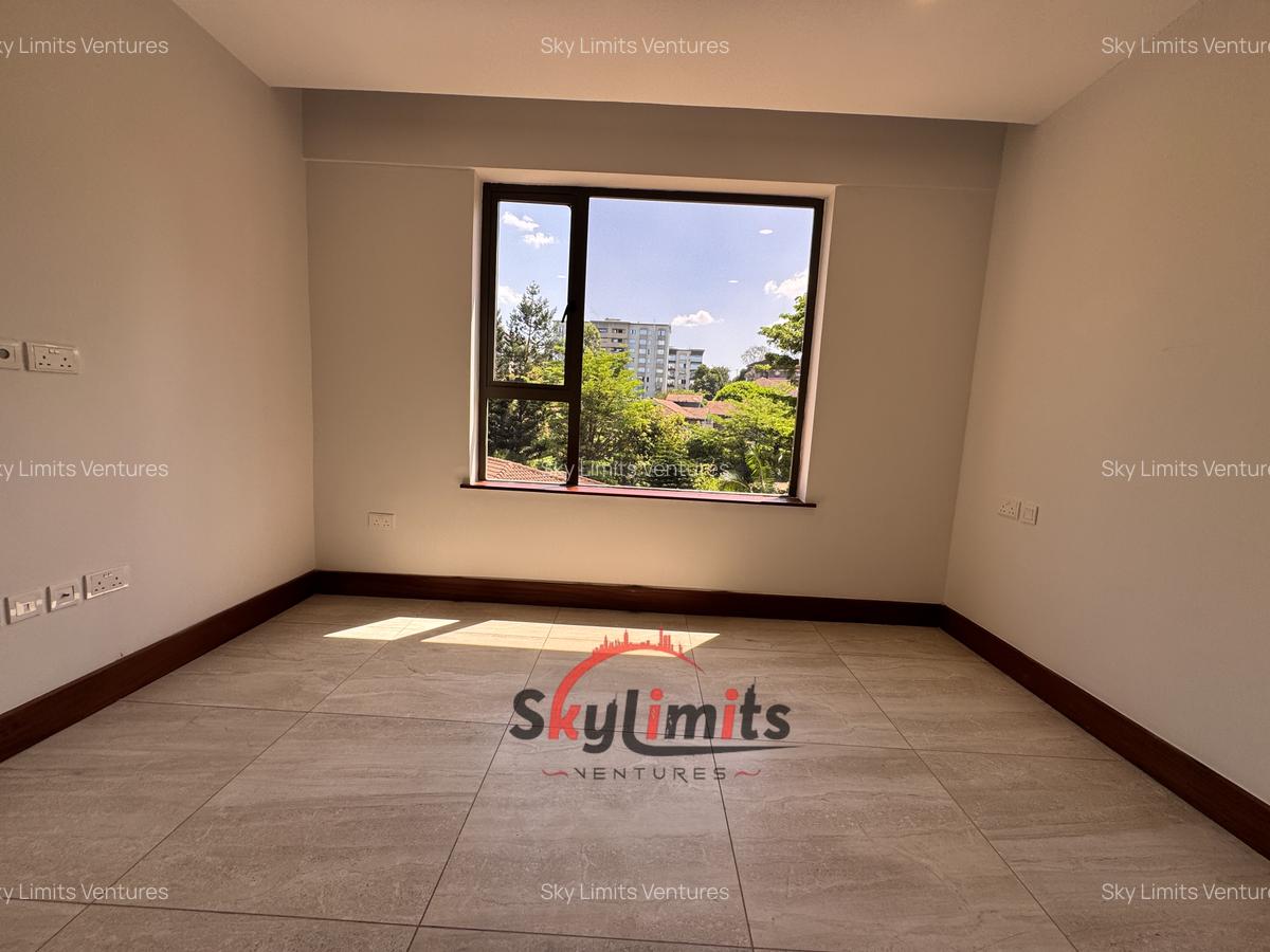 2 Bed Apartment with En Suite in Westlands Area - 10