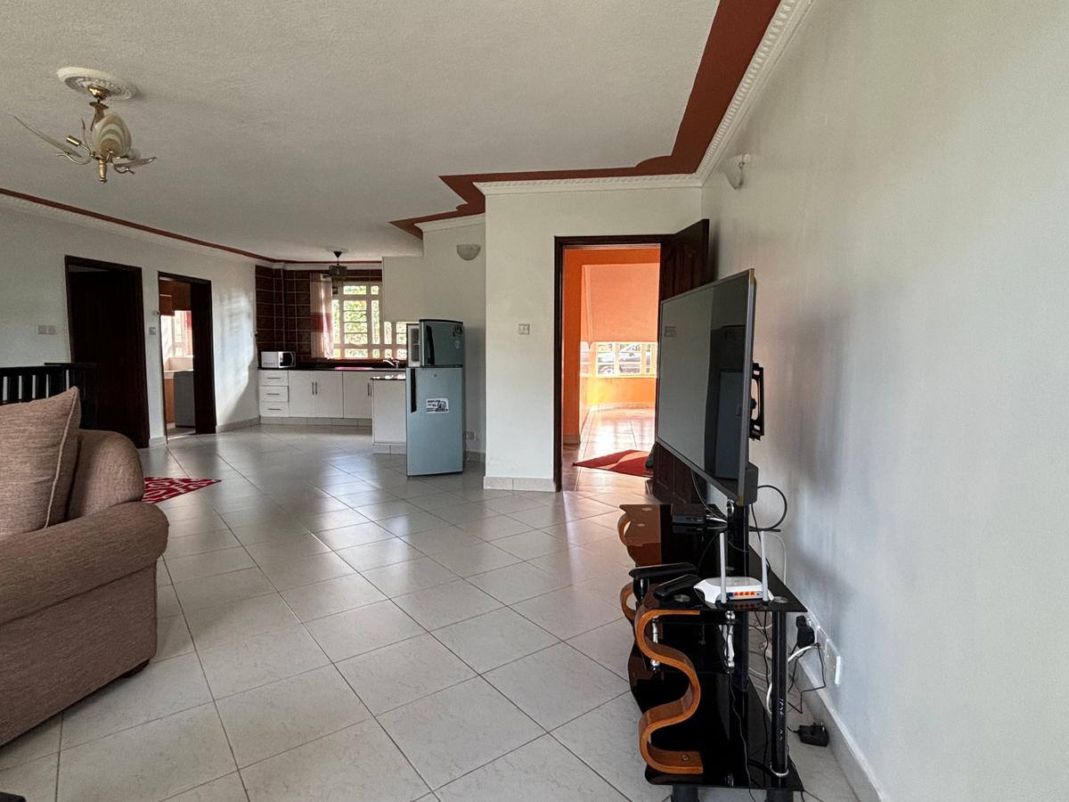 Serviced 2 Bed Apartment with En Suite in Runda - 13