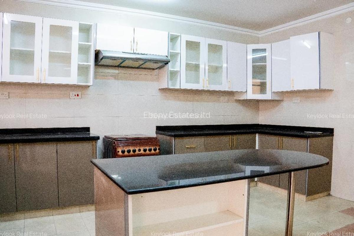 5 Bed Villa with En Suite at Maziwa Lavington - 12