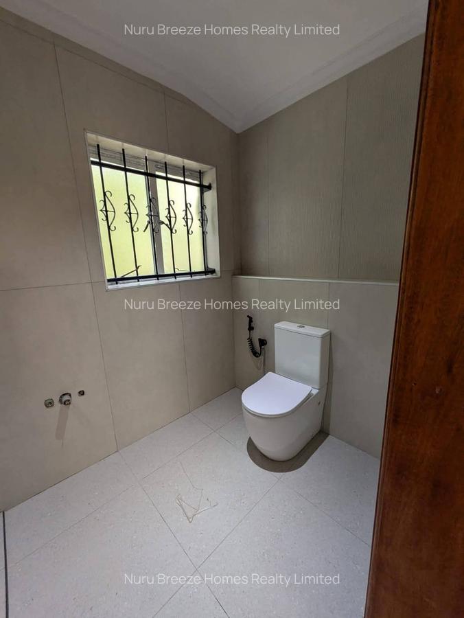 4 Bed House with En Suite in Muthaiga - 16