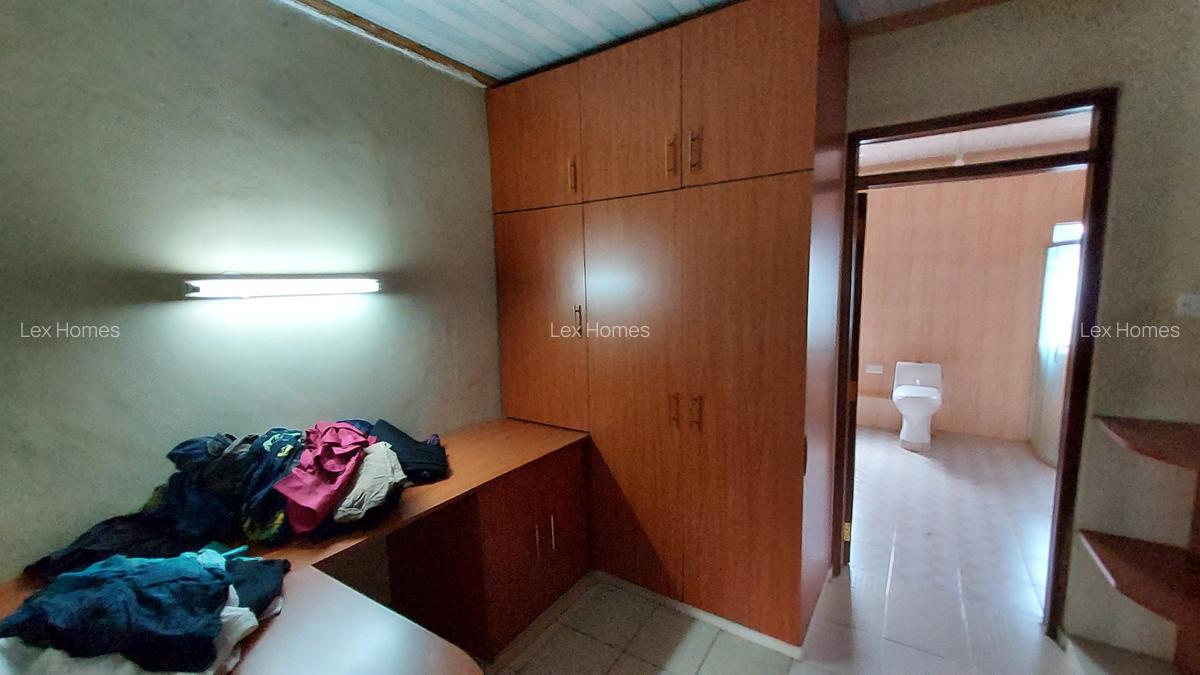 4 Bed House with En Suite at Rangau - 15