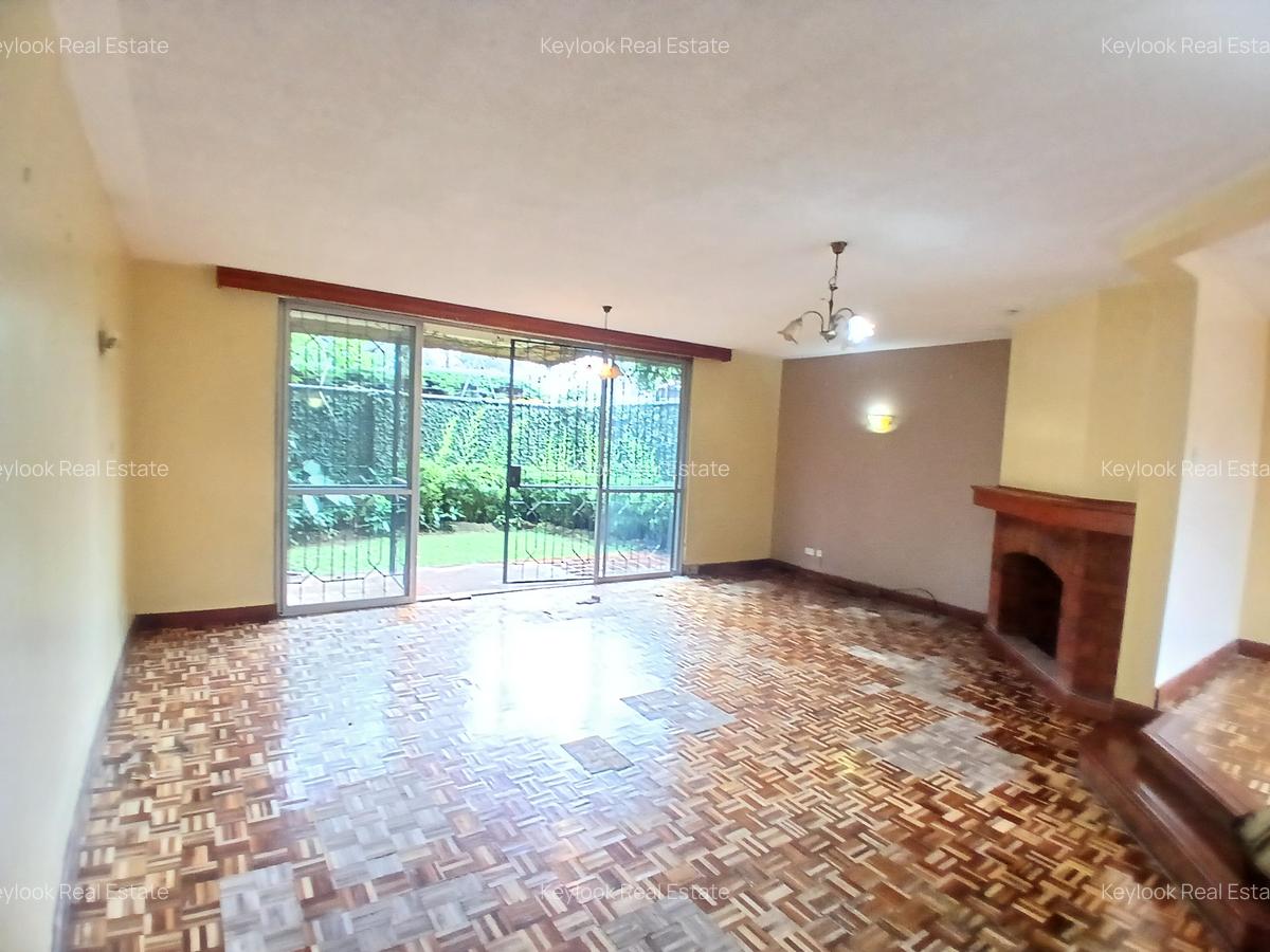 4 Bed Townhouse with En Suite at Lavington Green - 9