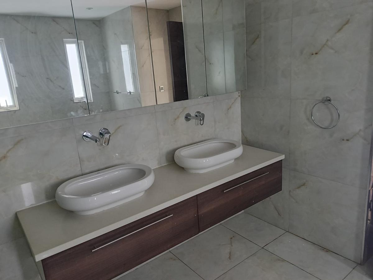 3 Bed Apartment with En Suite at Westlands - 13