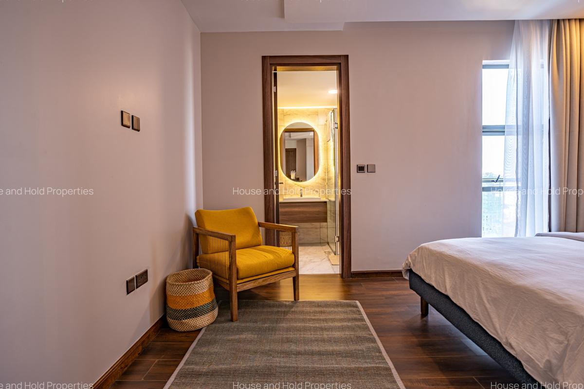 Serviced 3 Bed Apartment with En Suite at Brookside Drive - 14