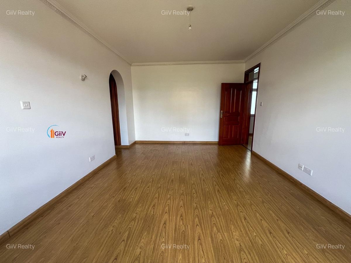 3 Bed Villa with En Suite in Westlands Area - 8