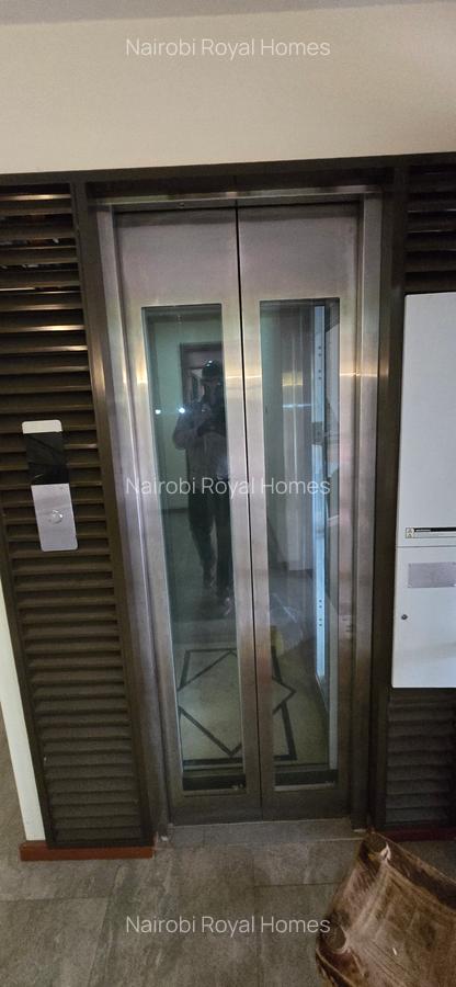 5 Bed Townhouse with En Suite at Lavington Green - 9