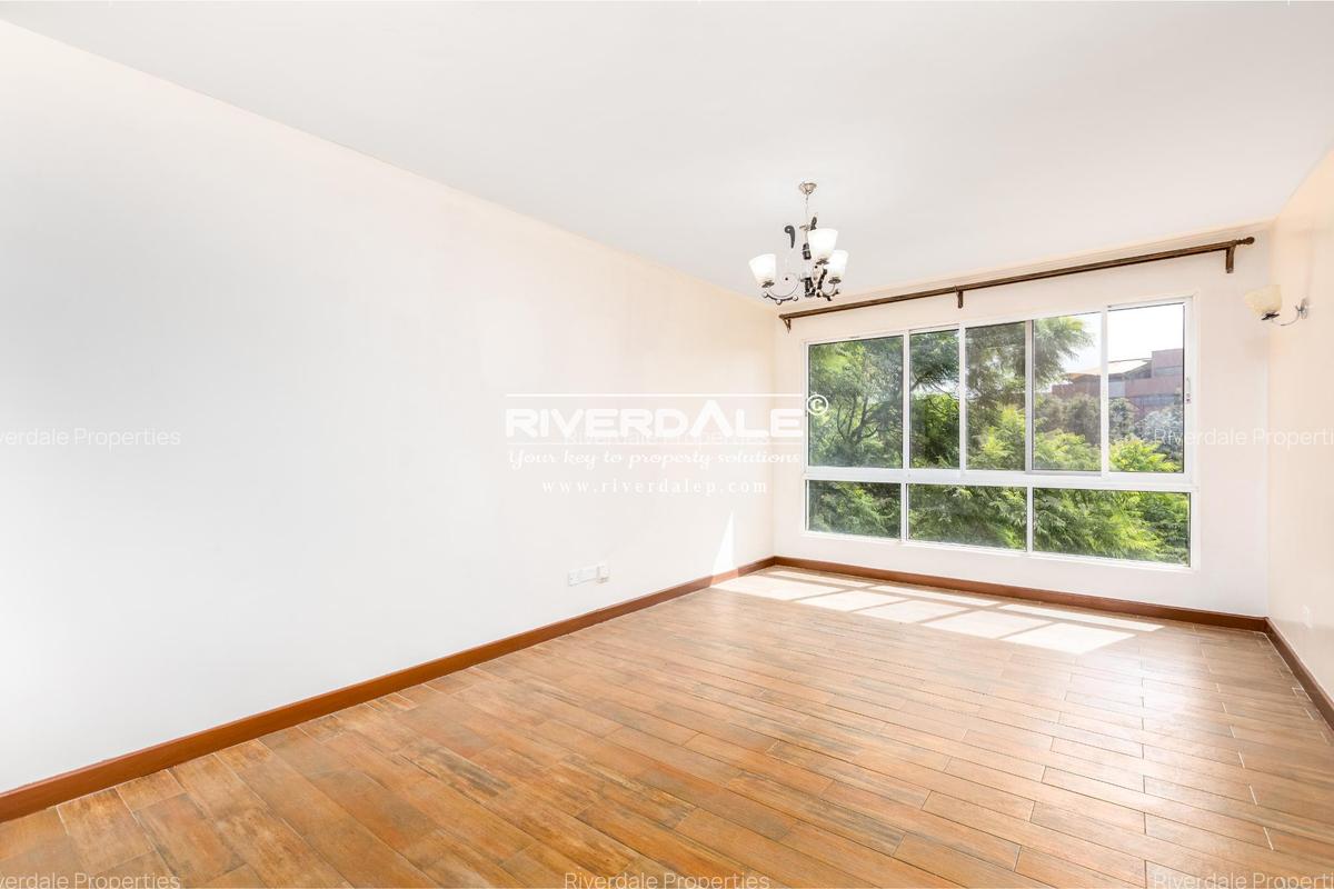 4 Bed Apartment with En Suite in Westlands Area - 10