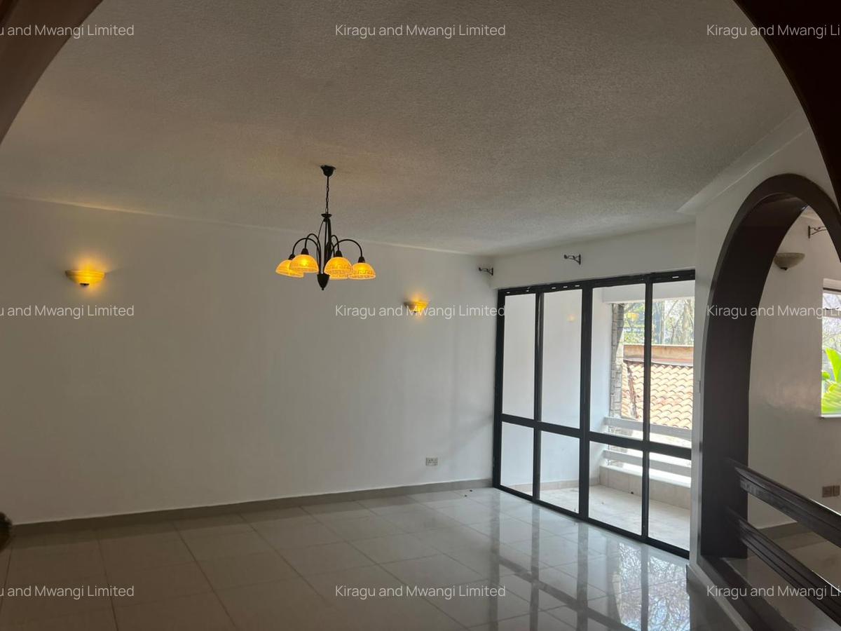 4 Bed Townhouse with En Suite at James Gichuru Road - 5