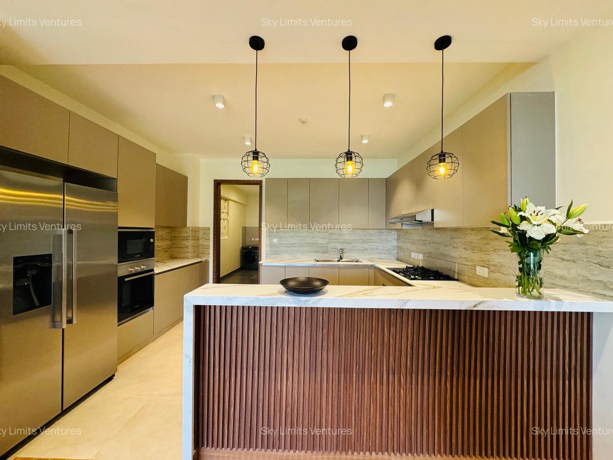 2 Bed Apartment with En Suite at Riverside Drive - 4