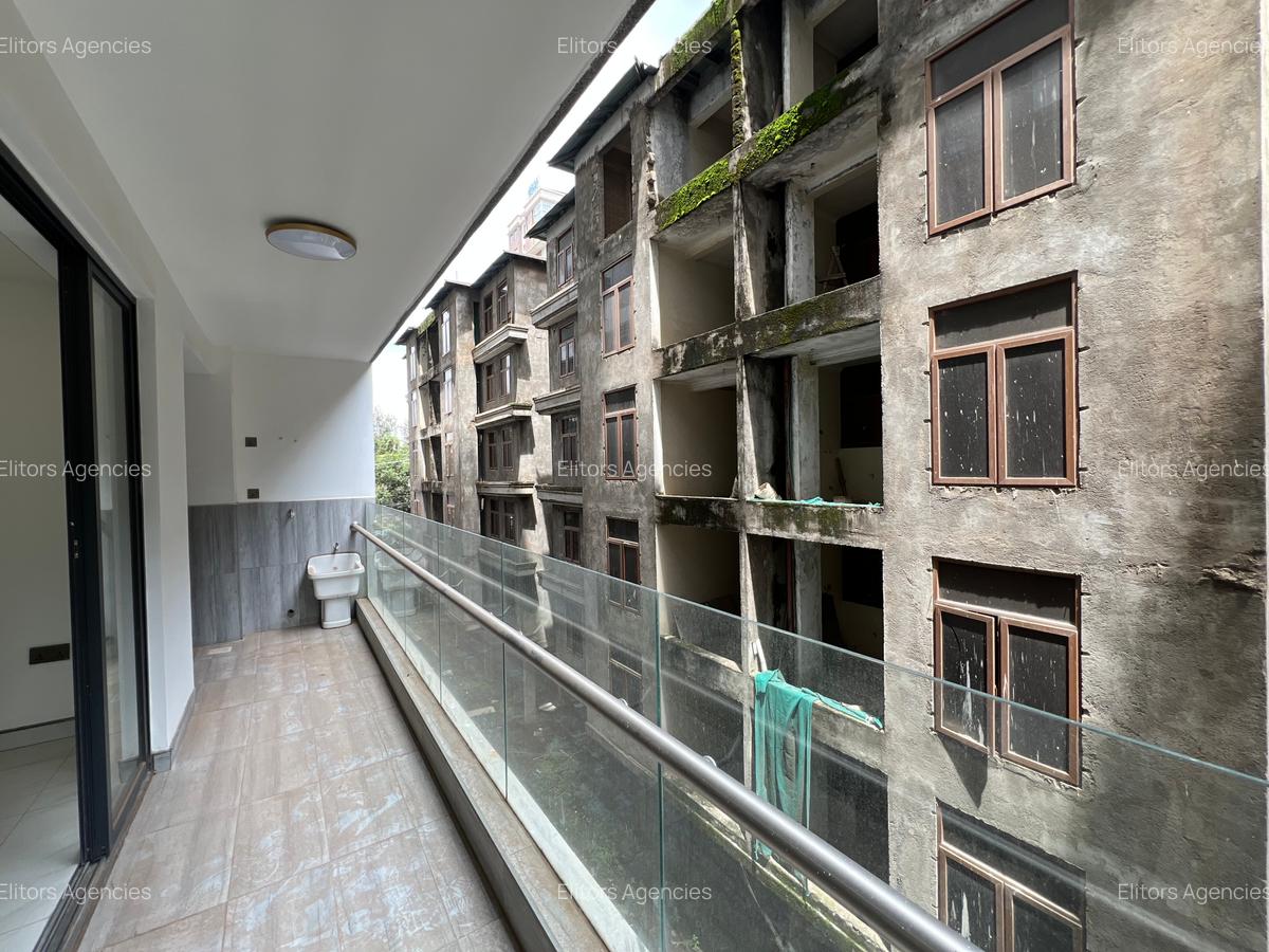 2 Bed Apartment with En Suite at Agwings Kodhek Road - 19