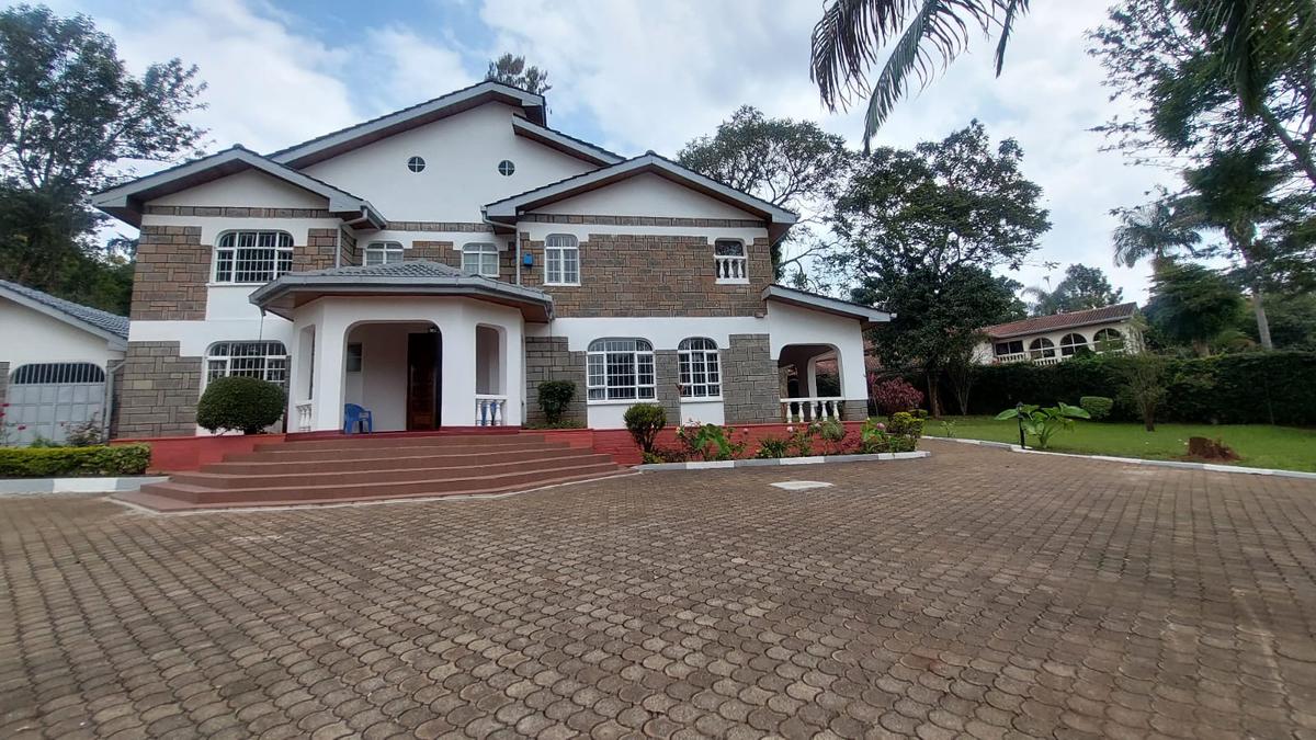 5 Bed House with En Suite at Runda - 4