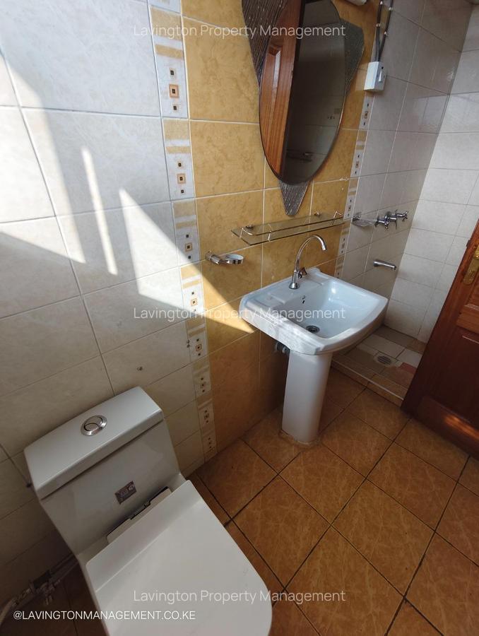 5 Bed Apartment with En Suite at Muthangari - 15