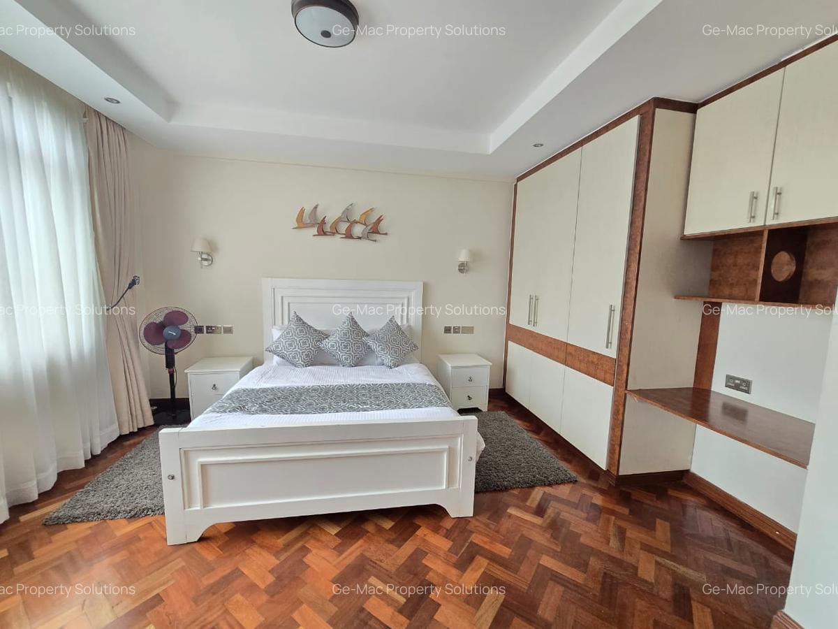 Serviced 3 Bed Apartment with En Suite in Runda - 4