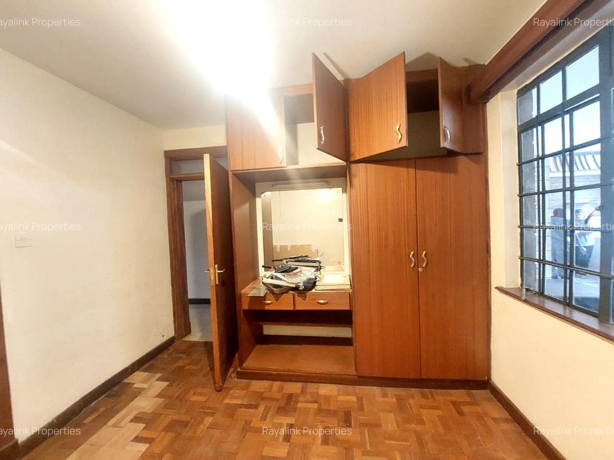 4 Bed Townhouse with En Suite at Kilimani - 10
