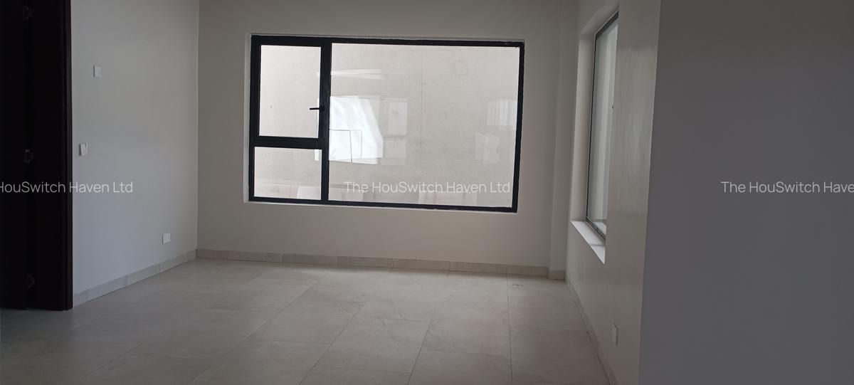 5 Bed Townhouse with En Suite at Off James Gichuru Rd - 3