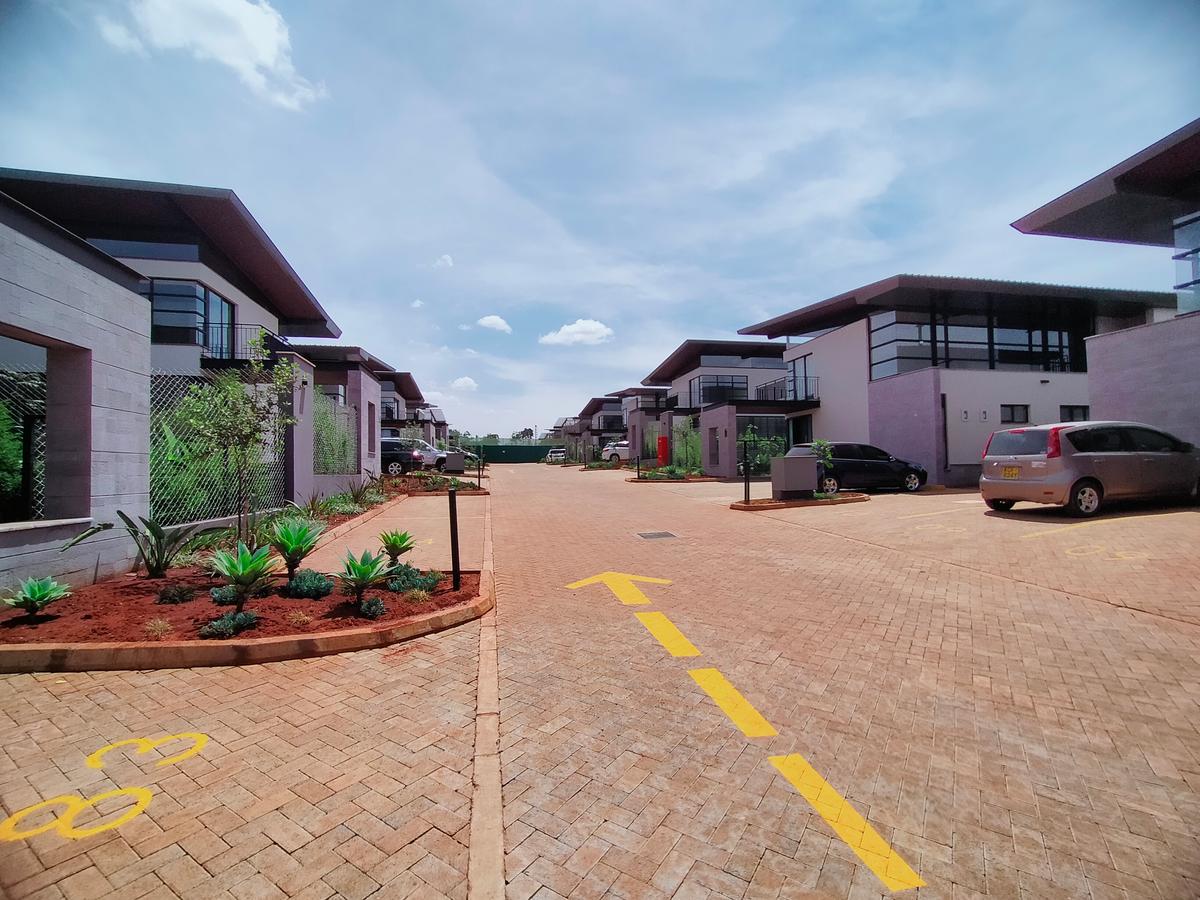 4 Bed House with En Suite in Karura - 2