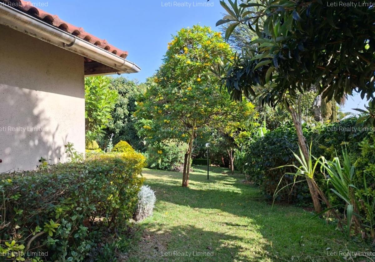 4 Bed Townhouse with En Suite in Runda - 2