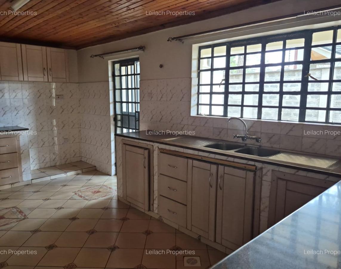 4 Bed House with En Suite in Karen - 12