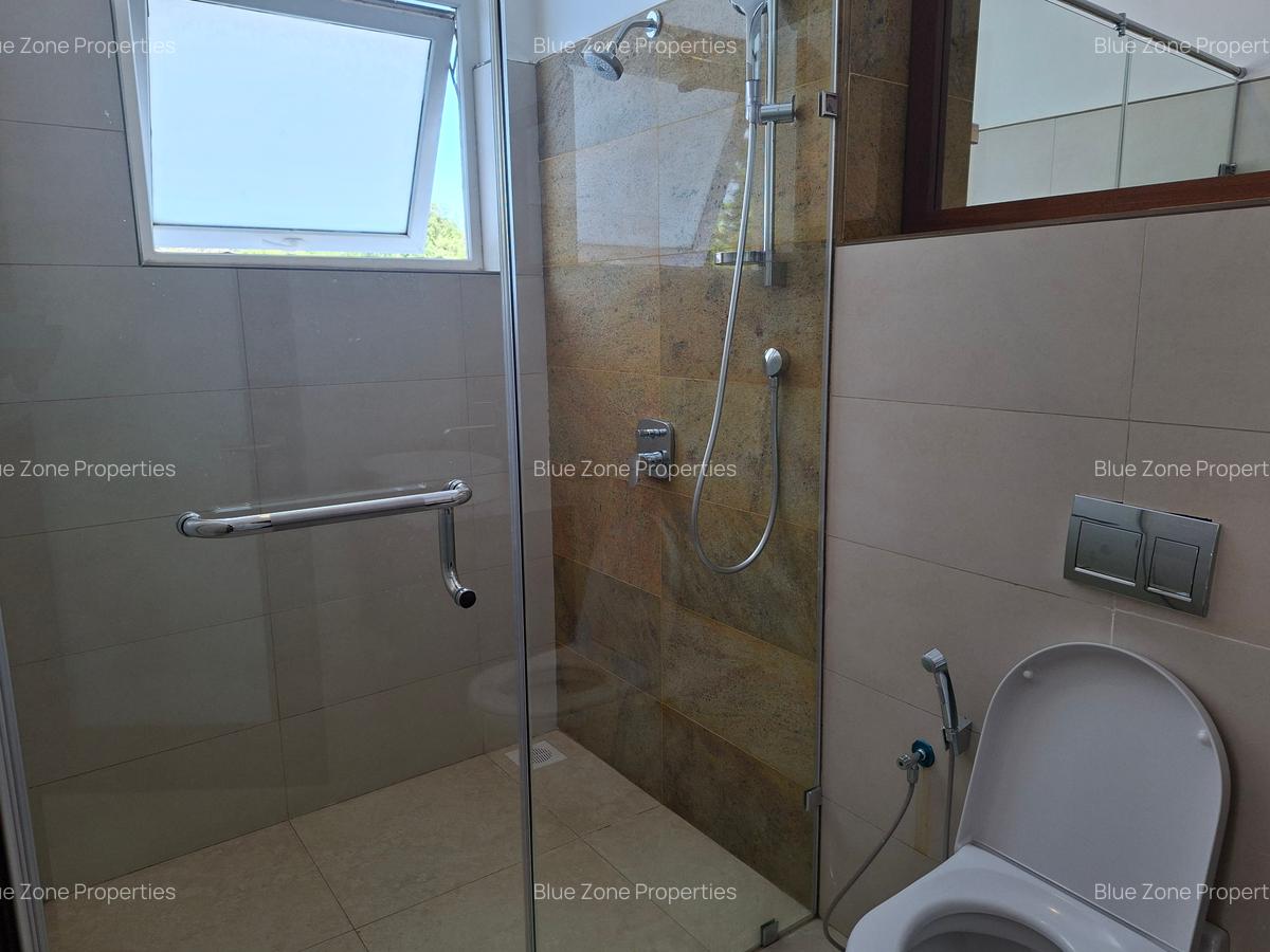 5 Bed House with En Suite at Off Benin Dr - 20