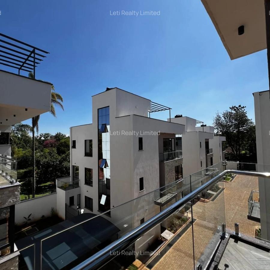 4 Bed Townhouse with En Suite in Lavington - 1