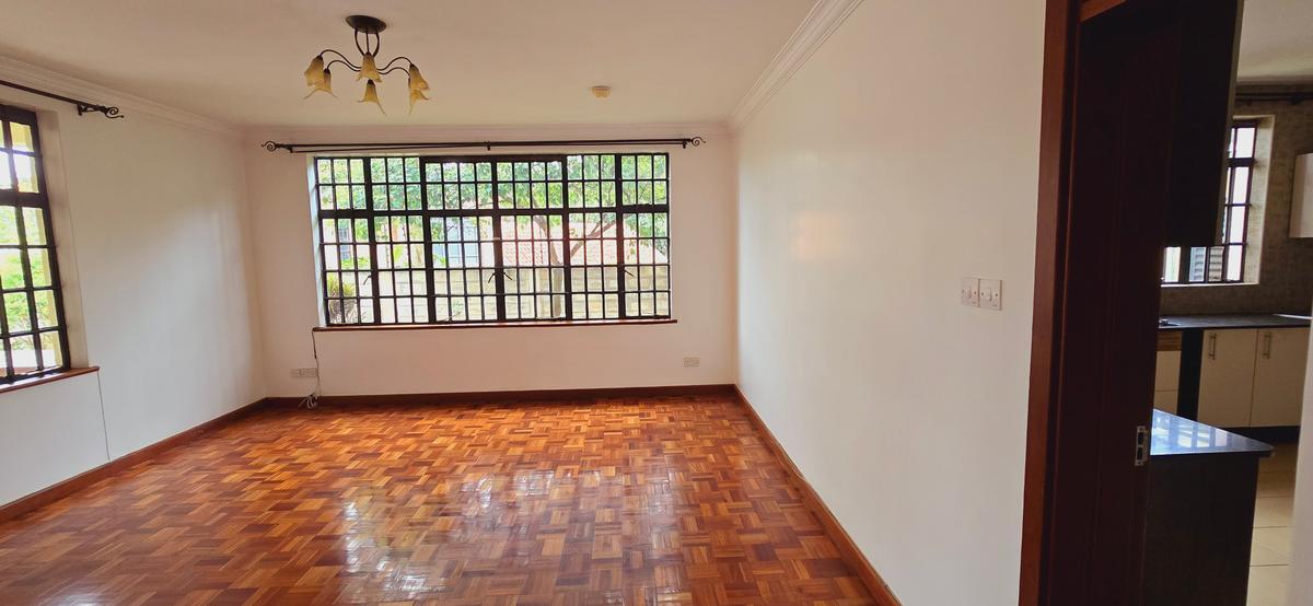 4 Bed Townhouse with En Suite at Convent Drive - 9