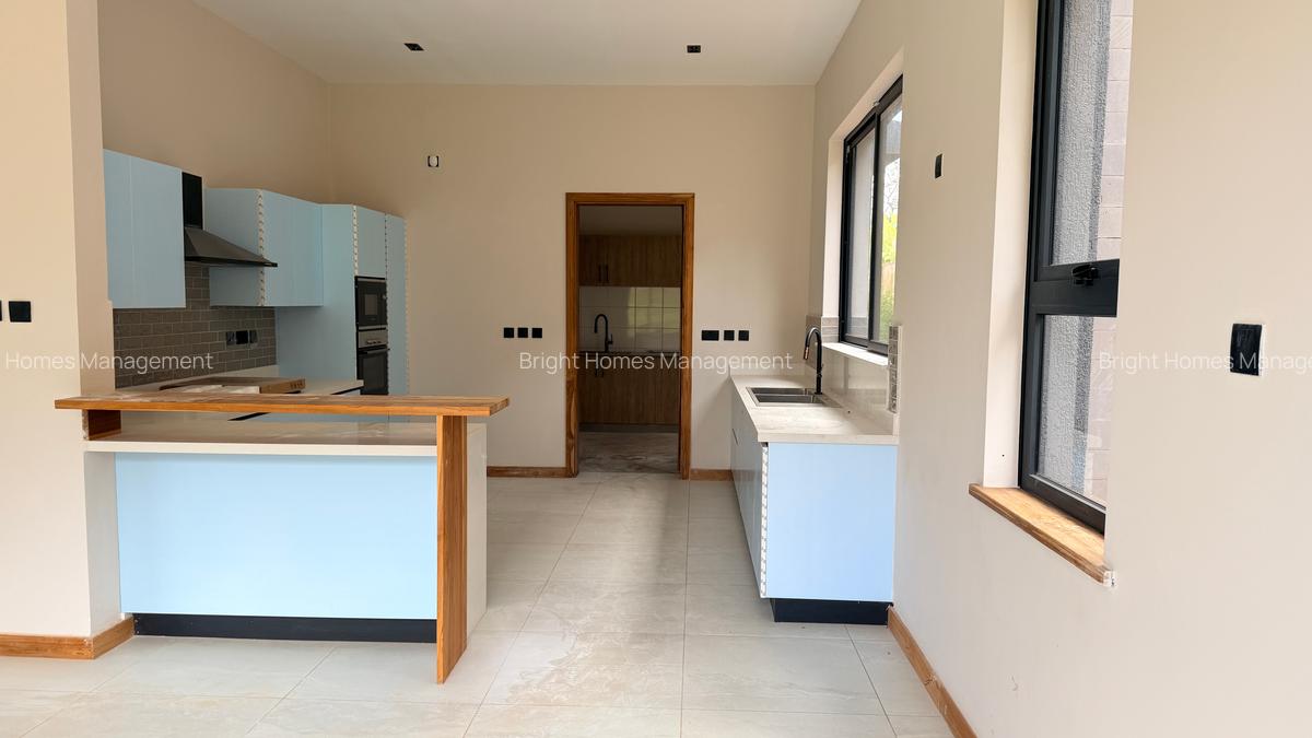 4 Bed Villa with En Suite in Loresho - 6