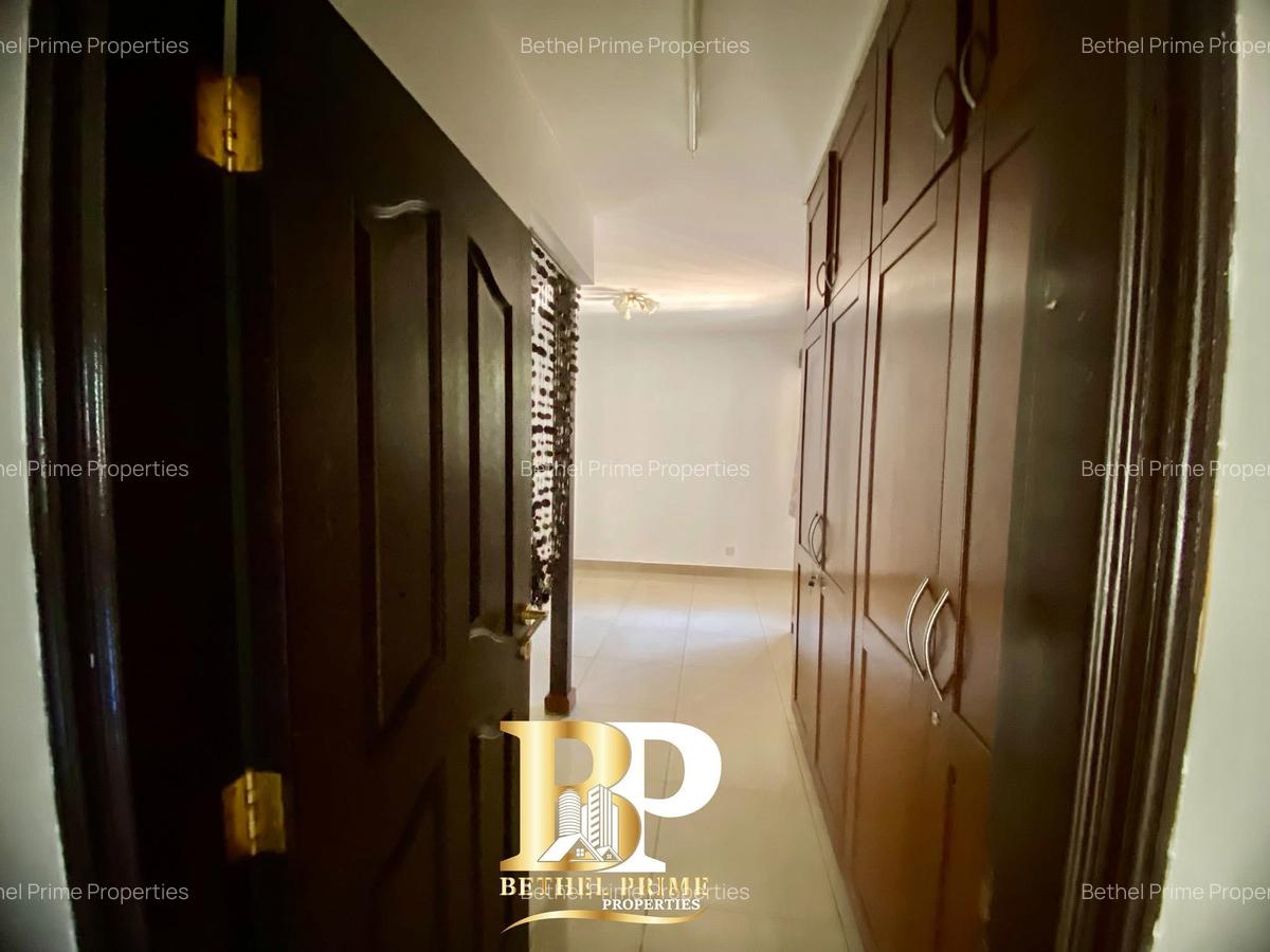 3 Bed Apartment with En Suite in General Mathenge - 15