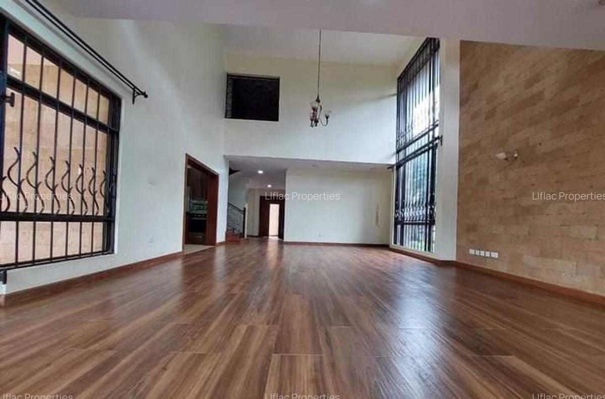 4 Bed Townhouse with En Suite in Runda - 5