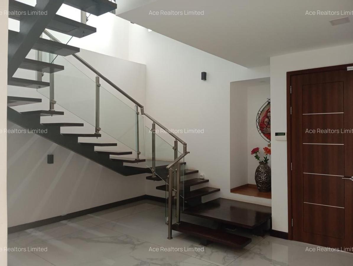 4 Bed Villa with En Suite at Peponi Road Spring Valley - 6