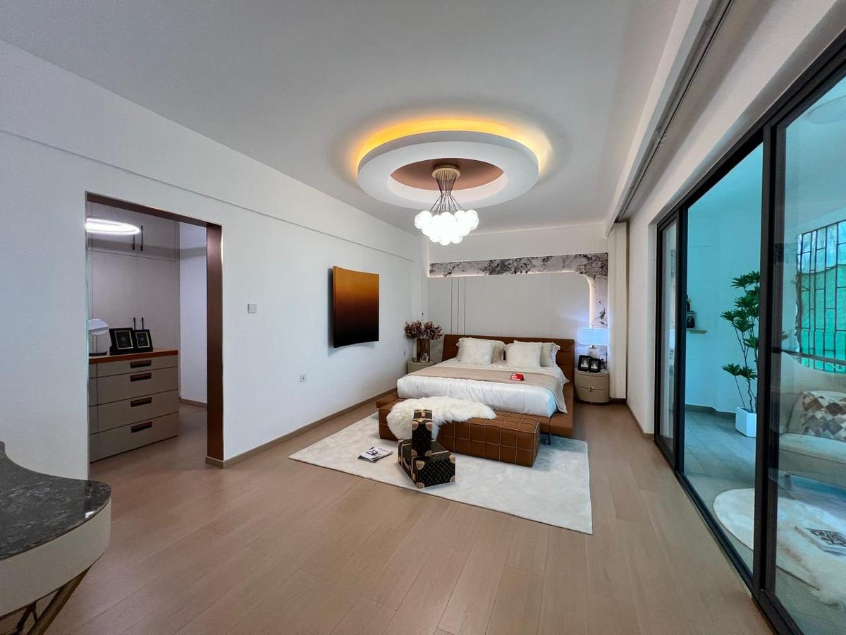5 Bed Apartment with Swimming Pool in Kilimani - 12