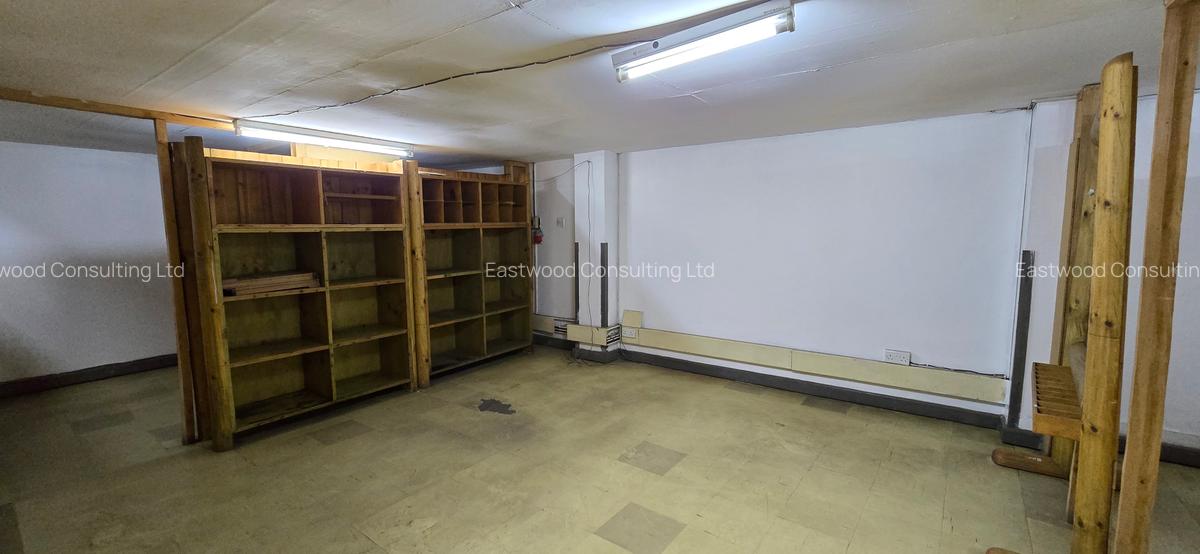 710 ft² Office with Service Charge Included at Baricho Road - 10