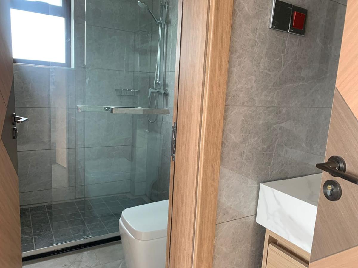 3 Bed Apartment with En Suite at Riverside - 15