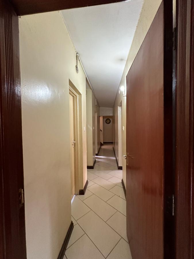 Commercial Property with Service Charge Included in Lavington - 8