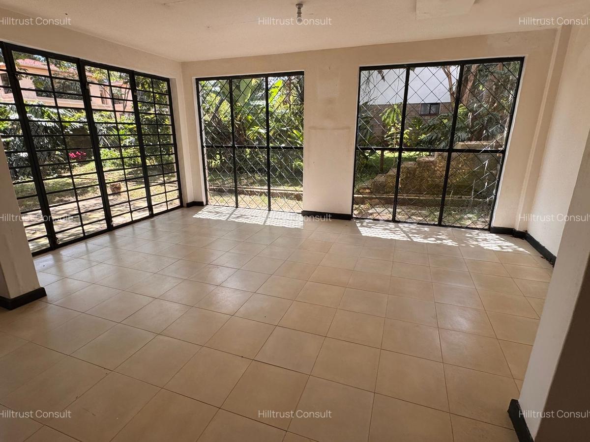 4 Bed Townhouse with En Suite at Off James Gichuru - 7