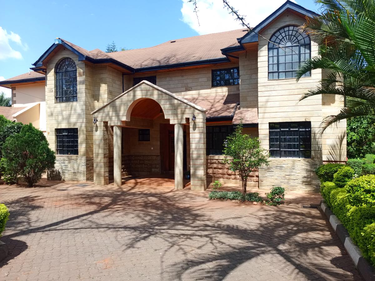 4 Bed Townhouse with En Suite in Runda - 1