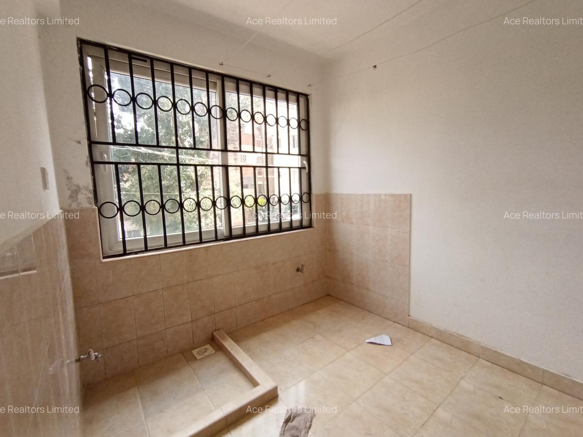 3 Bed Apartment with En Suite at Off Rhapta Road - 5