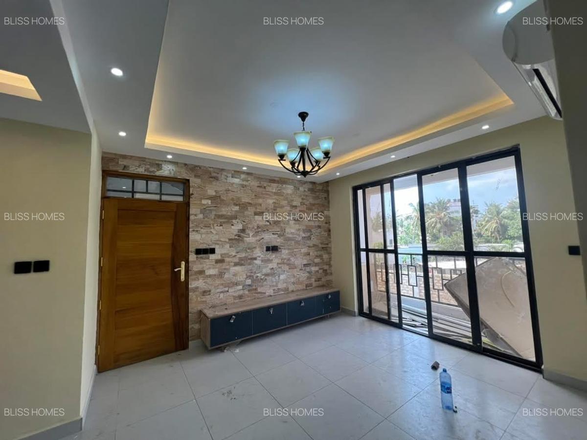 3 Bed Apartment with En Suite at Nyali Road - 14