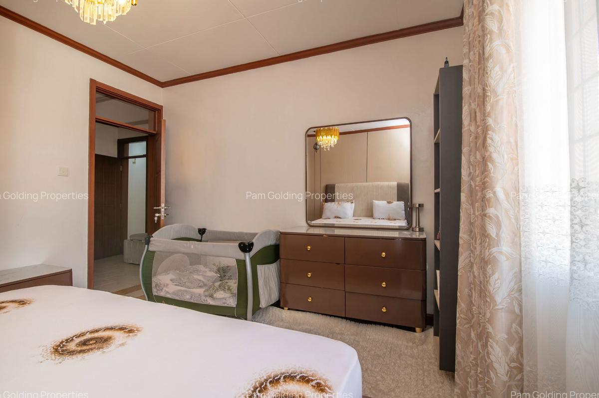 2 Bed Apartment with Borehole in Parklands - 9